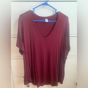 Women’s Old Navy Luxe Wine Red Super Soft V-Neck Short Sleeve Top. Size XXL